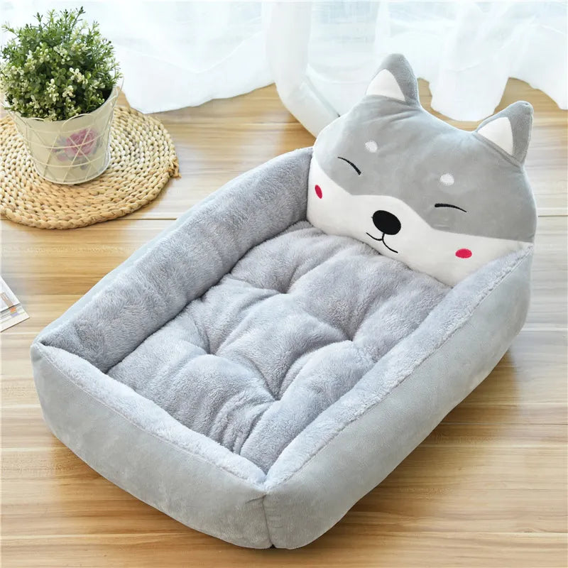 Cat Bed in Animal Head Design for Cosy Sleeping Areas