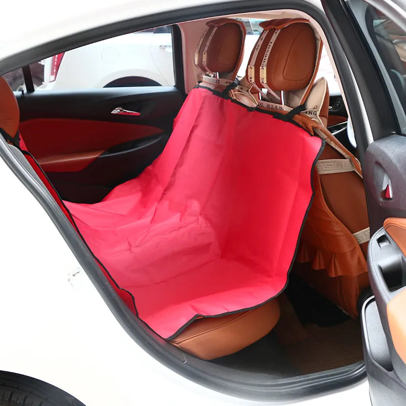 Protective Car Blanket For Dogs - Water-repellent And Non-slip For The Back Seat