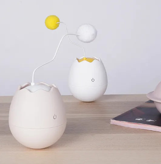 Interactive Cat Toy In Egg Shape - Toy With Moving Ball For Cats