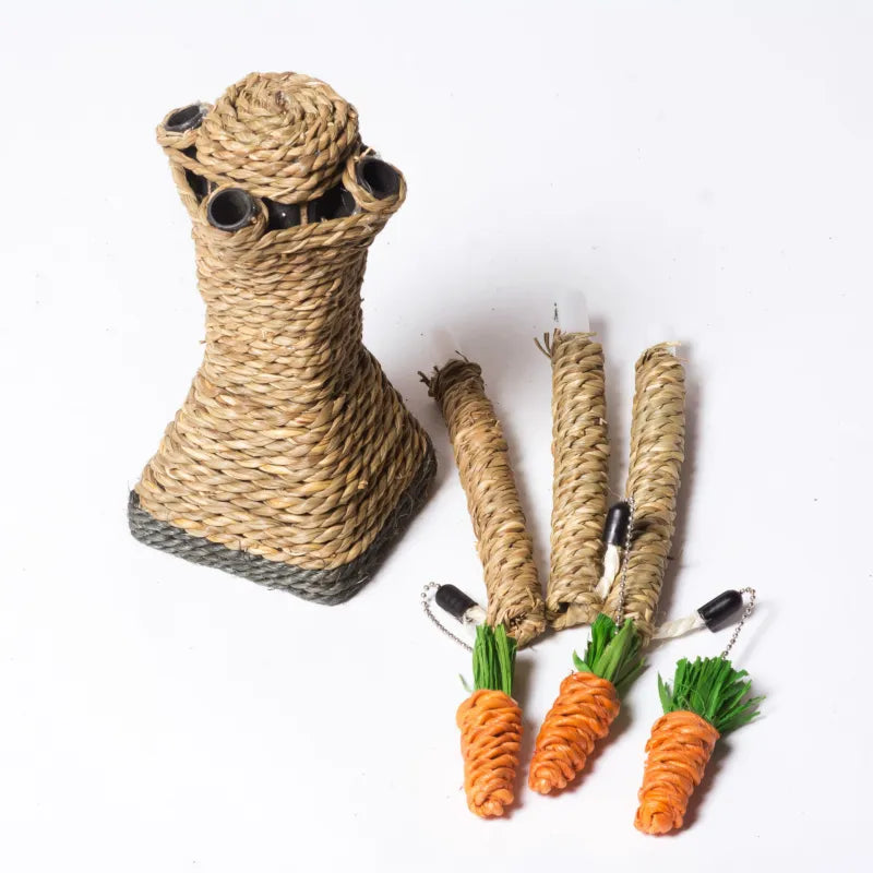 Cat Scratching Post In Tree Design - Sisal Scratching Post With Carrot Toys