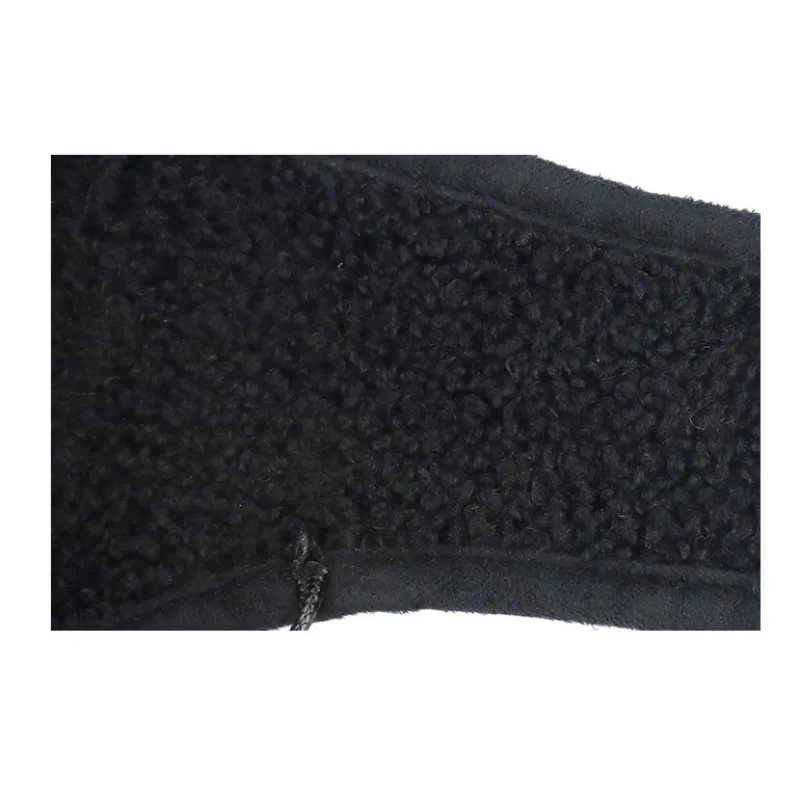 Winter Ear Protection Headgear Made Of Leather With Soft Lining