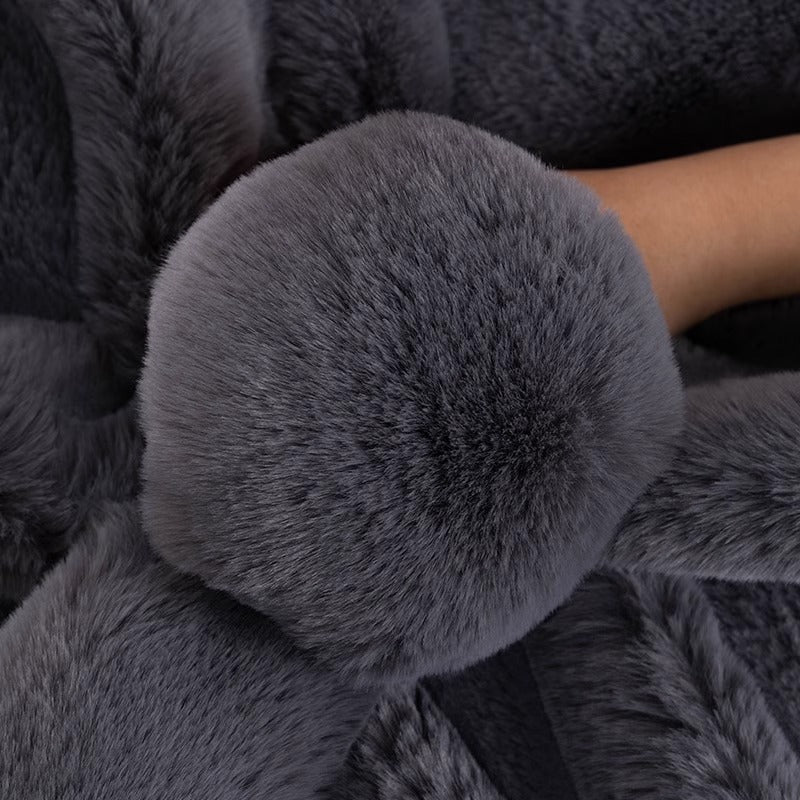 CozyCovers Deluxe β The Ultimate Anti-Slip Sofa Protector