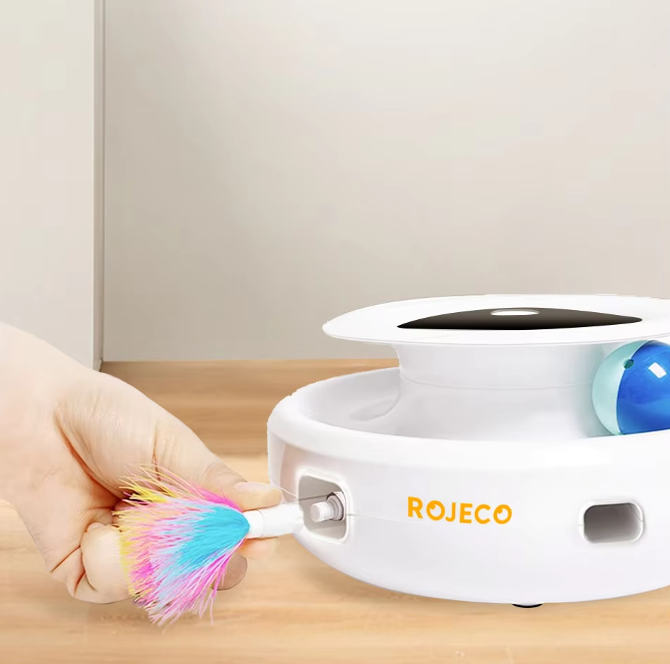 Interactive Cat Toy With Moving Led Light