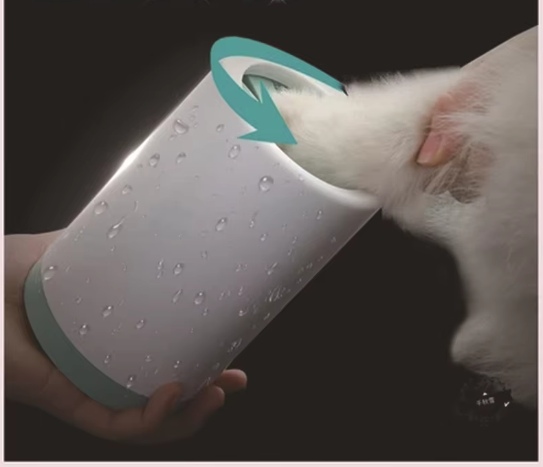 Paw Cleaner With Silicone Brushes For Dogs And Cats - Gentle Cleaning And Care