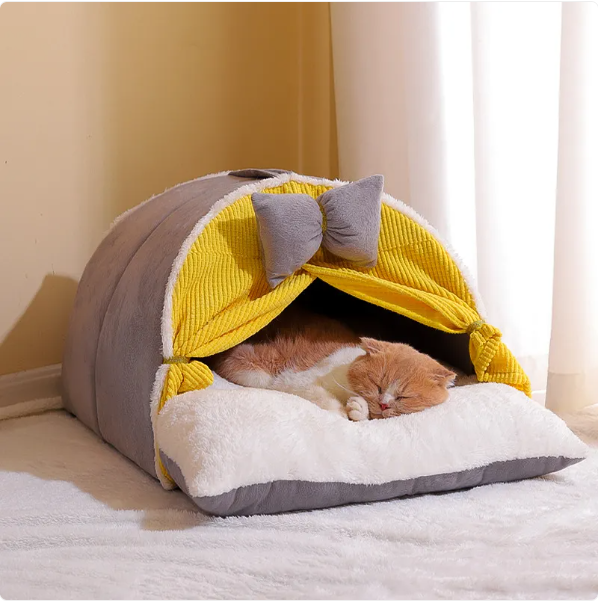 Cat House in Arch Design with Bow for Cosy Retreats