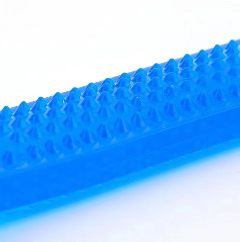 Teeth Cleaning Chew Bone For Dogs - Robust Rubber Teething Toy