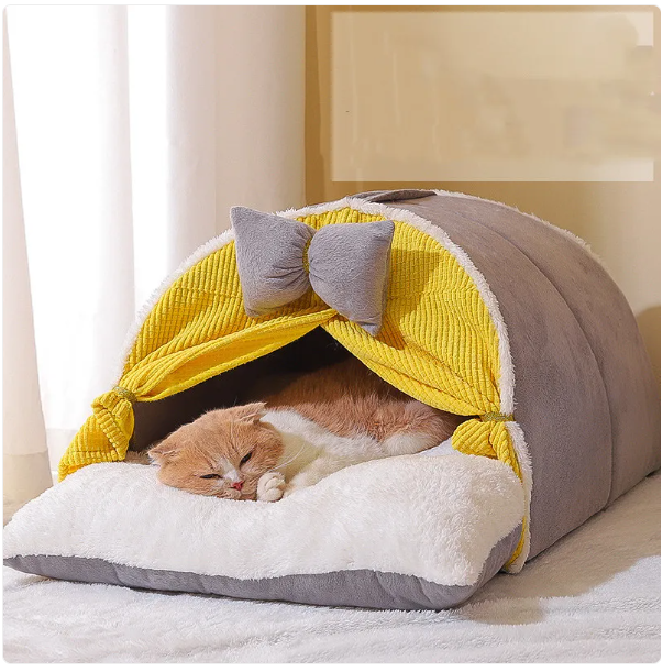 Cat House in Arch Design with Bow for Cosy Retreats