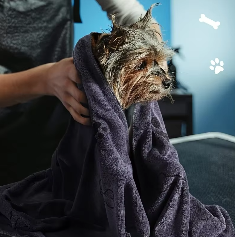 Super Absorbent Dog Towel - Soft Quick Drying Microfibre Towel For Dogs & Cats