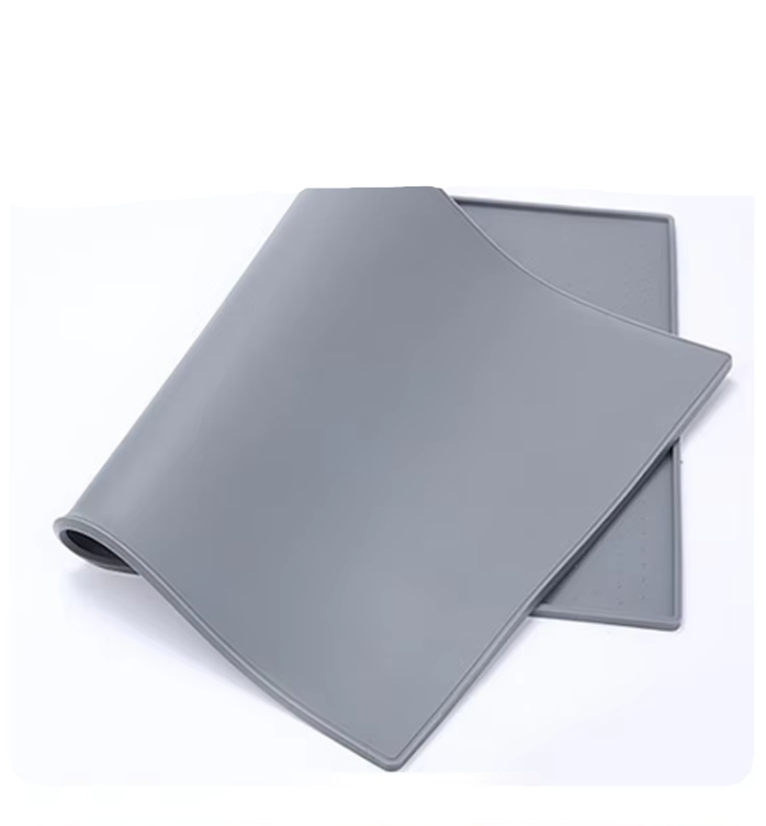 Feeding Mat With Stainless Steel Bowls For Pets