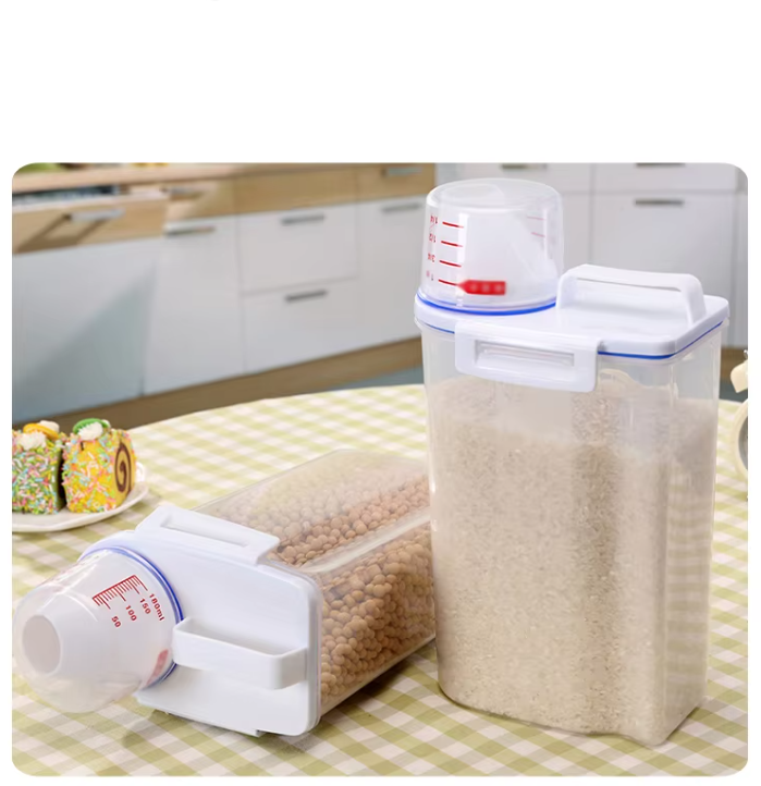 Food Dispenser For Pets With Measuring Cup
