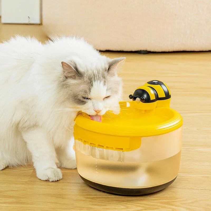 Automatic Water Fountain For Pets In Bee Design