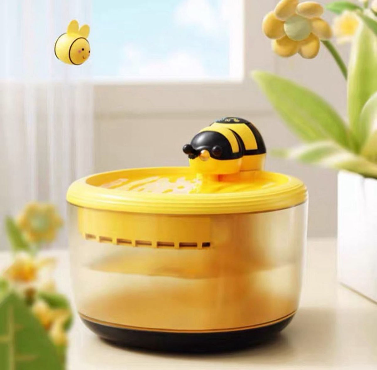 Automatic Water Fountain For Pets In Bee Design
