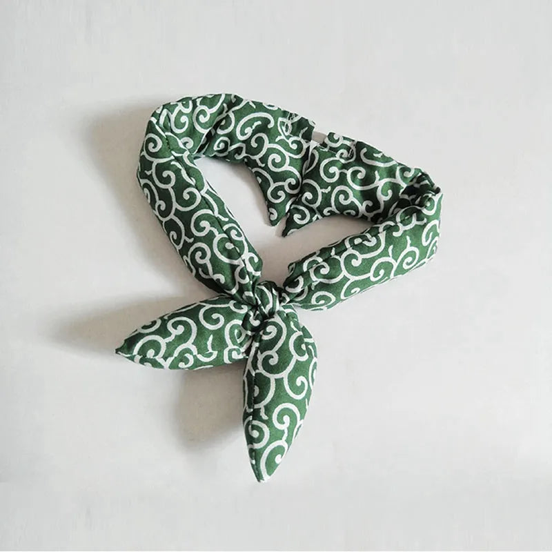 Cooling Dog Bandana With Traditional Pattern For Hot Days