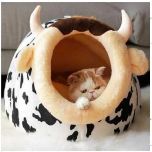 Cat Bed in Cow Design with Ears and Horns for Cosy Breaks
