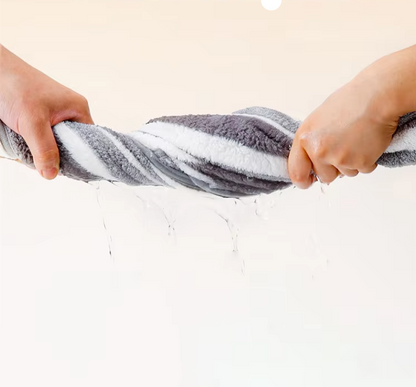 Dog Bathrobe Made Of Microfibre - Super Absorbent Soft For Quick Drying After Bathing