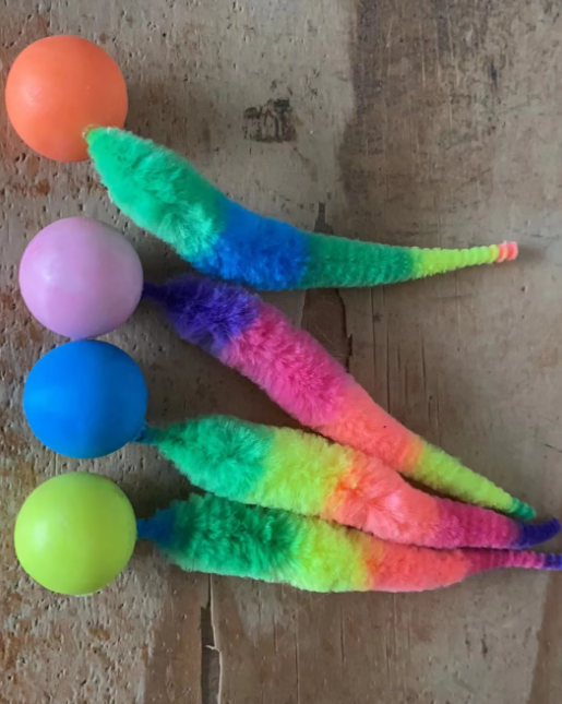Interactive Cat Toy With Plush Tail And Ball