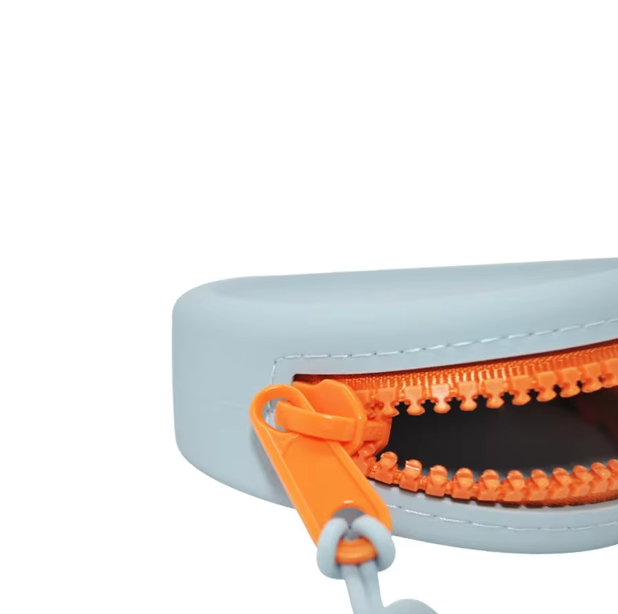 Foldable Treat Bag - Waterproof Portable Food Container for Dogs Cats