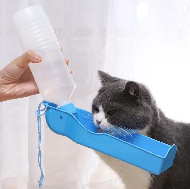 Portable Drinking Bottle For Dogs With Integrated Bowl - Ideal For On The Go