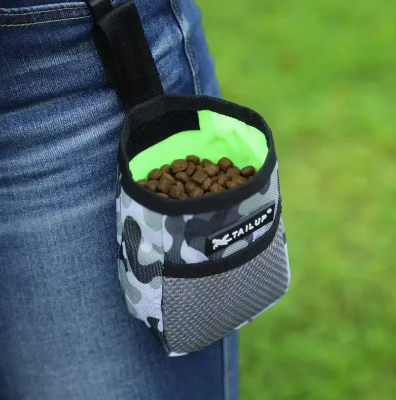 Dog Treat Bag - Practical Portable Food Bag For Training Walks