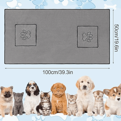 Microfibre Towel for Pets with Integrated Handbags